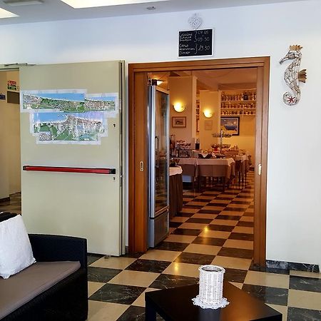 Hotel Marietta Caorle Exterior foto