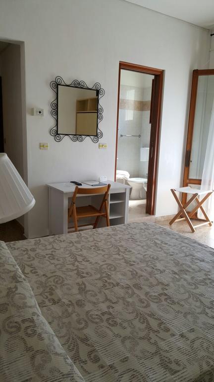 Hotel Marietta Caorle Exterior foto